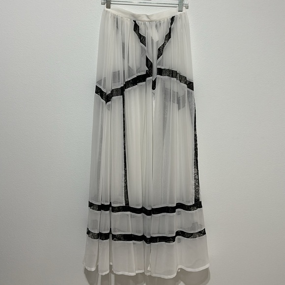 Blessed are the Meek Turn to Gold White and Black Lace Maxi Skirt - 2 - Picture 2 of 6